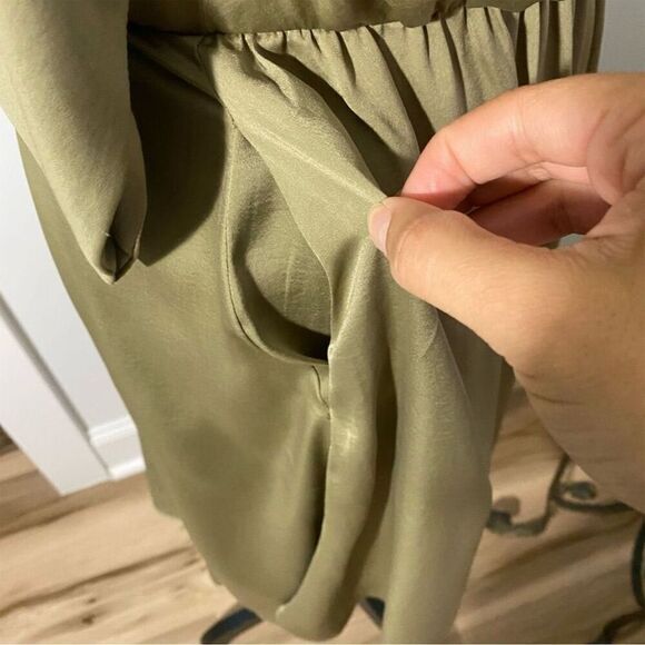 Guess Los Angeles Olive Green Satin Cold Shoulder Dress Size M Party Cocktail - Picture 5 of 8